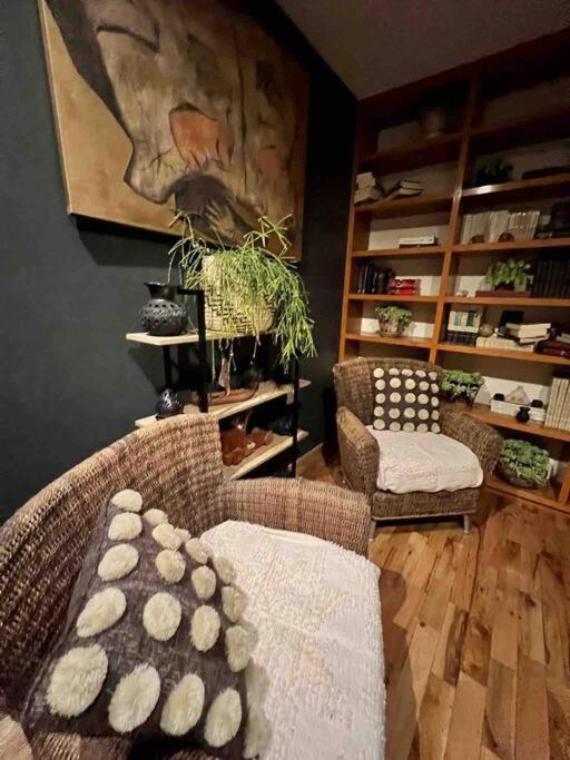Luxurious Mid Century Modern Folk Art * Mexico