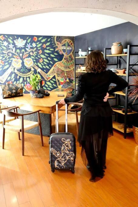 Luxurious Mid Century Modern Folk Art Hébergement de vacances Mexico